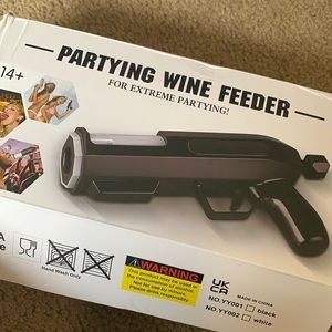 Partying wine feeder